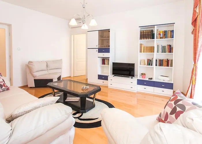 Three Wells Apartment